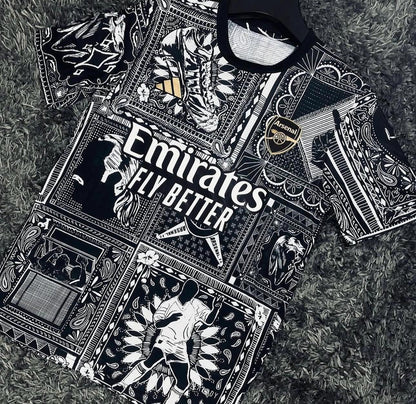 Arsenal ısınma forması