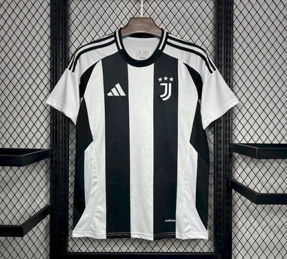 Juventus 2024/25 Ev sahibi Forma
