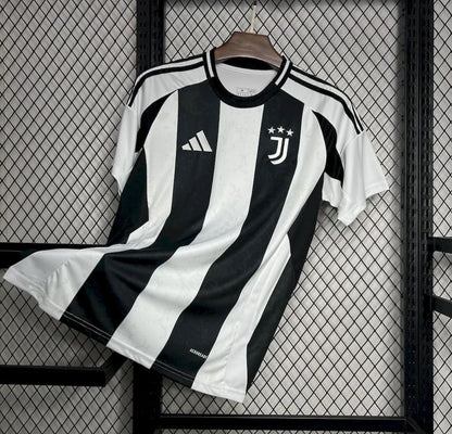 Juventus 2024/25 Ev sahibi Forma